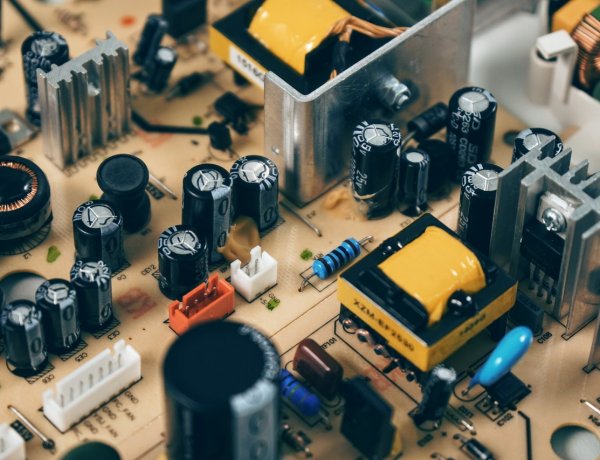 PCB assembly manufacturer: Choose the suitable one!